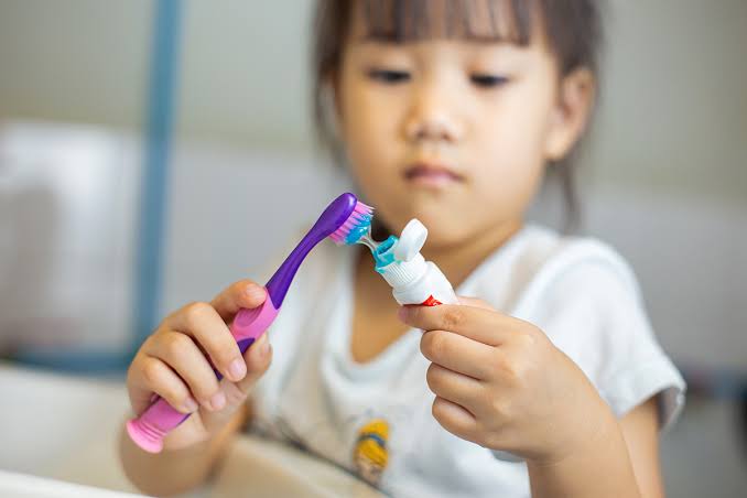  Toothpaste Guide for Kids: What Parents Should Know